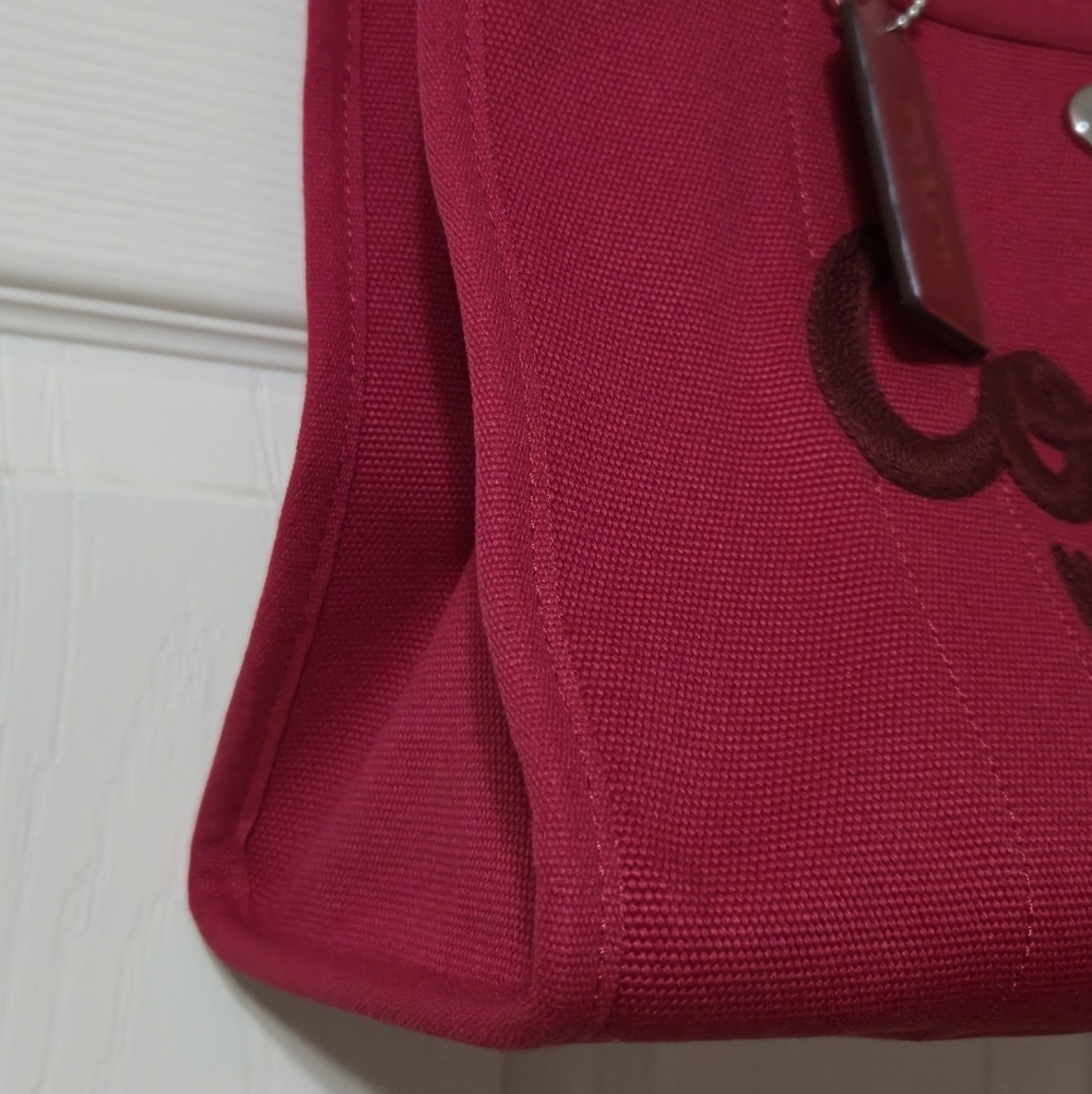 NWT - Coach Cargo Tote Bag - Picture 9 of 15